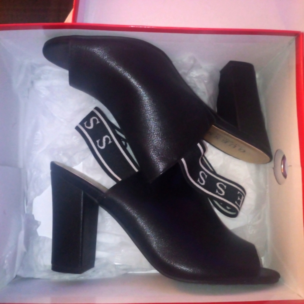 Guess women shoes